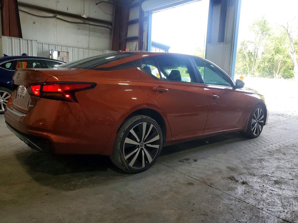 2020 NISSAN ALTIMA SR 3