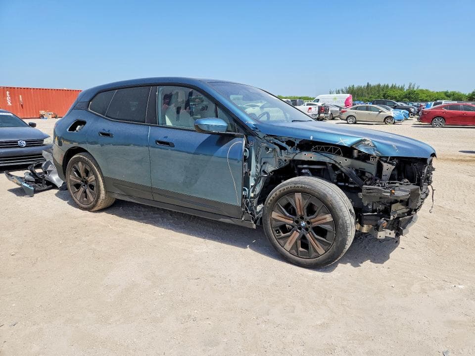 2025 BMW IX XDRIVE50 4