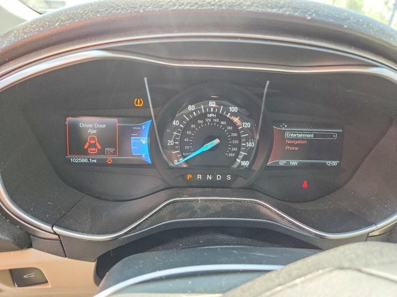 2017 FORD FUSION SE 9