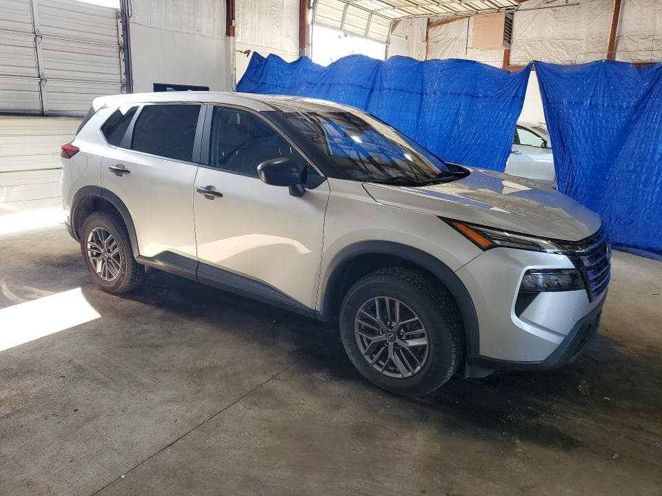 2024 NISSAN ROGUE S 4