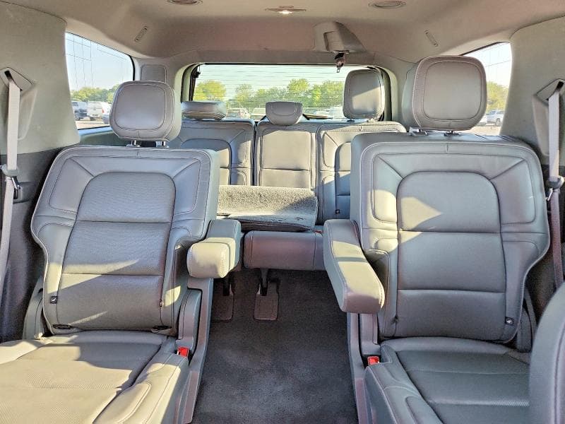 2019 LINCOLN NAVIGATOR RESERVE 10