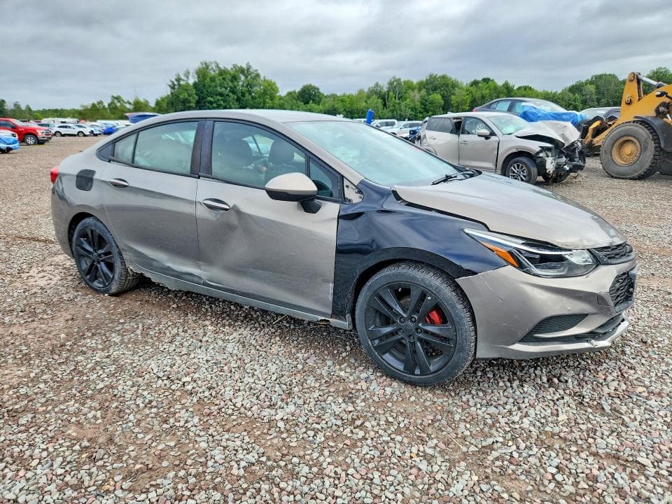 2018 CHEVROLET CRUZE LT 4