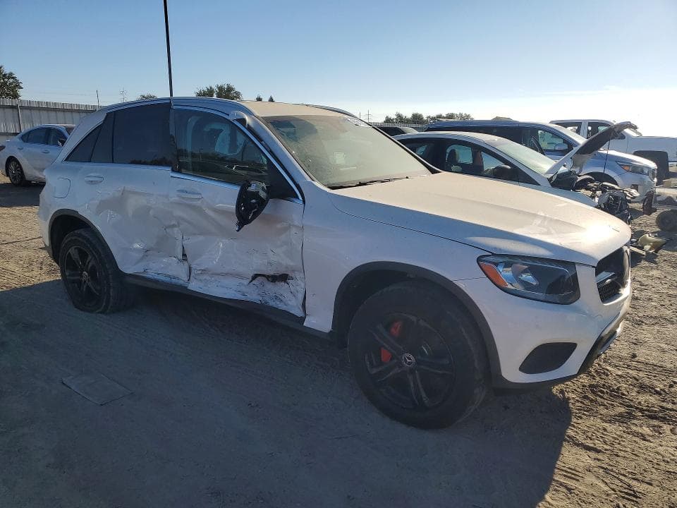 2018 MERCEDES-BENZ GLC 300 4