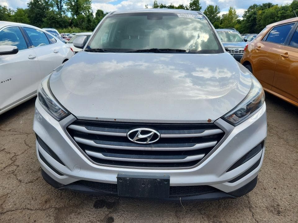 2018 HYUNDAI TUCSON SE 5