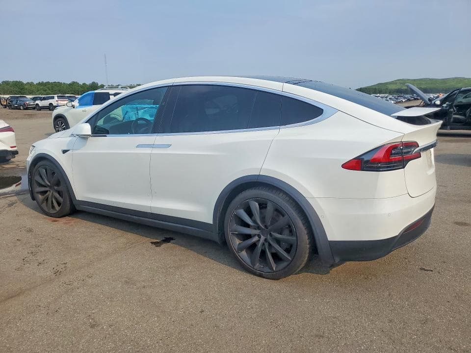 2019 TESLA MODEL X 2