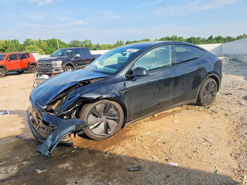 2026 TESLA MODEL Y - 1