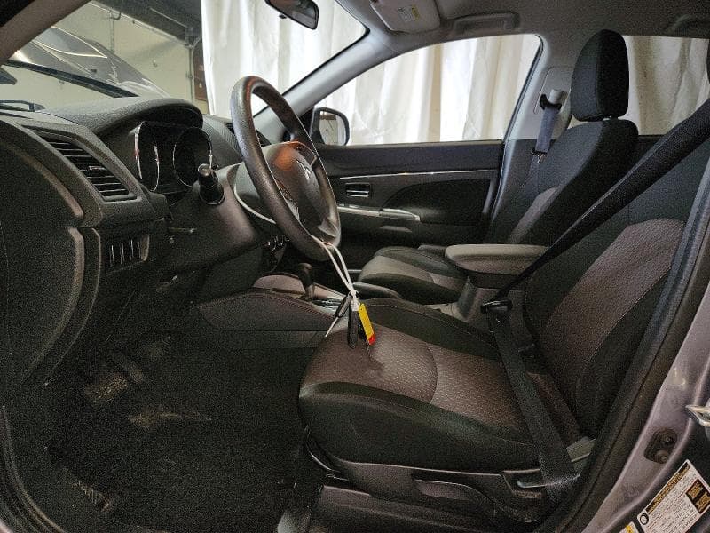 2019 MITSUBISHI OUTLANDER SPORT ES 7