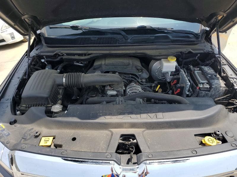 2019 RAM 1500 LARAMIE 11