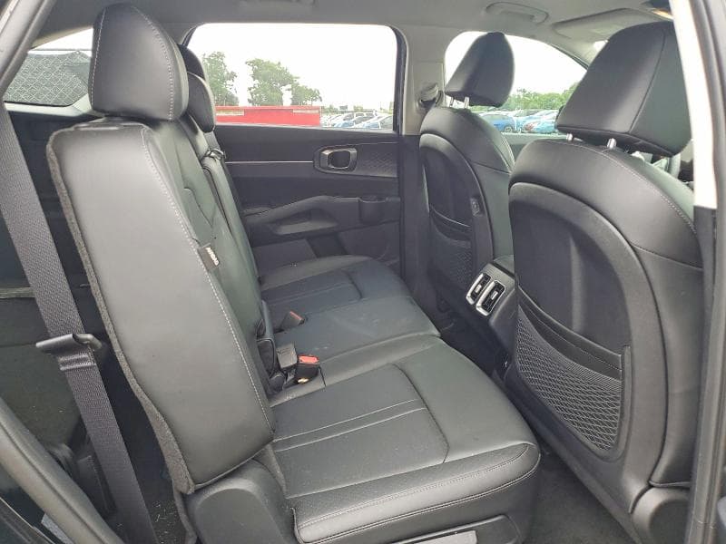 2026 KIA SORENTO S 11