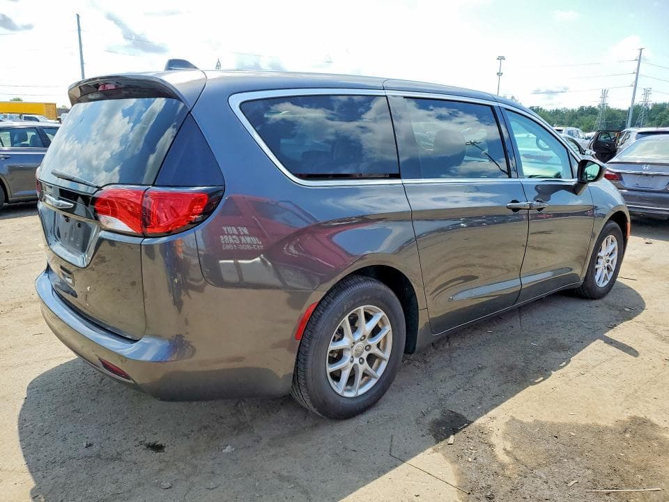 2017 CHRYSLER PACIFICA TOURING 3