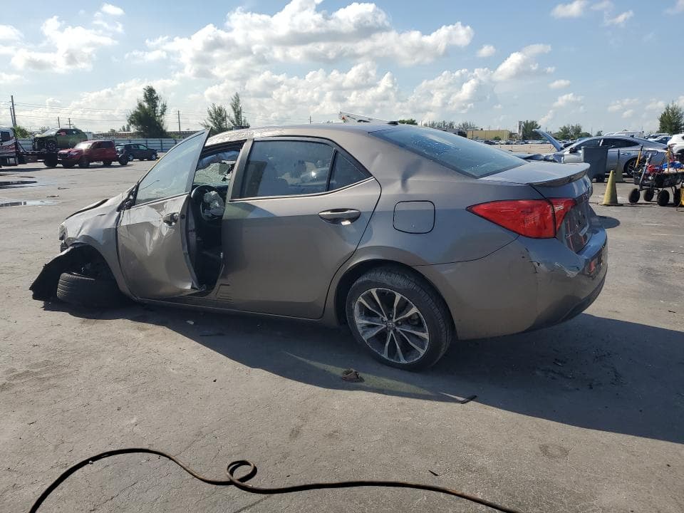 2018 TOYOTA COROLLA SE 2