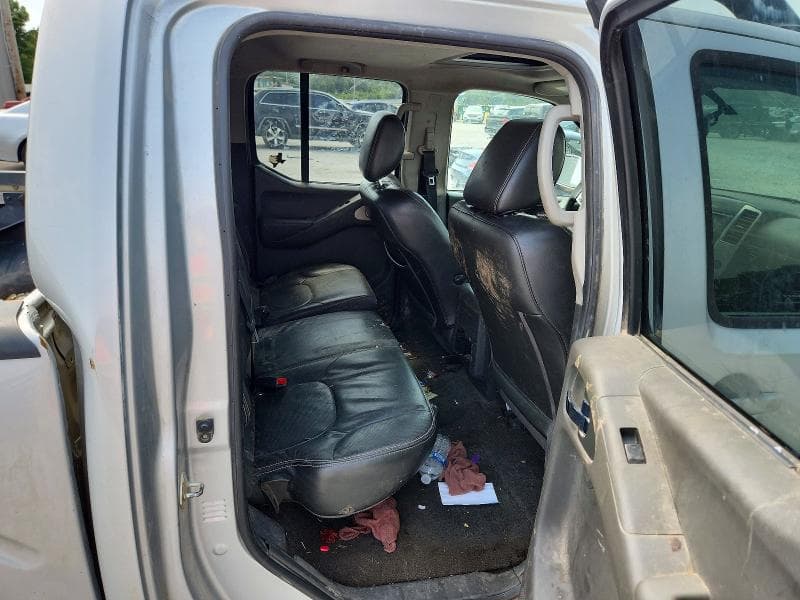 2017 NISSAN FRONTIER PRO-4X 10
