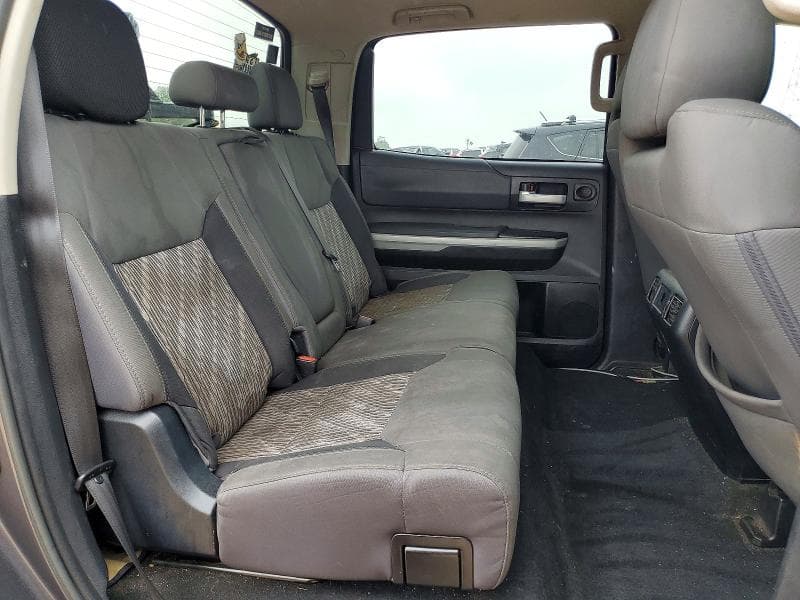 2019 TOYOTA TUNDRA CREWMAX SR5 10