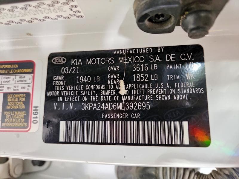 2021 KIA RIO S 12