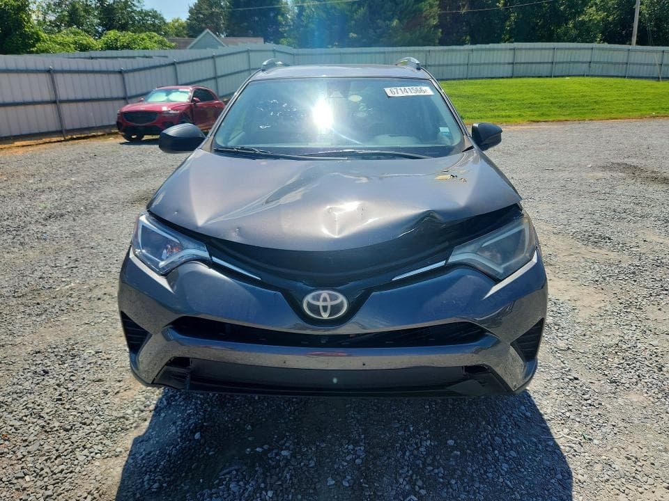 2017 TOYOTA RAV4 LE 5