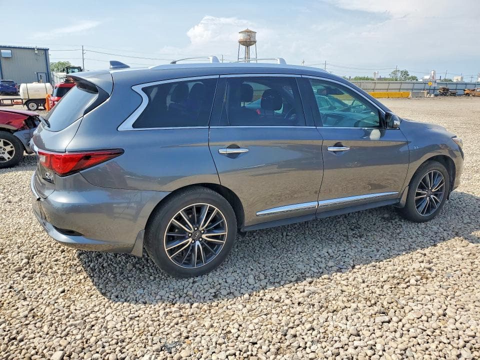 2019 INFINITI QX60 LUXE 3