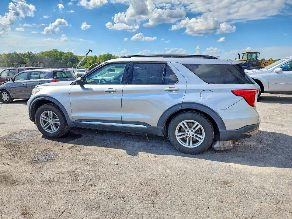2020 FORD EXPLORER XLT 2