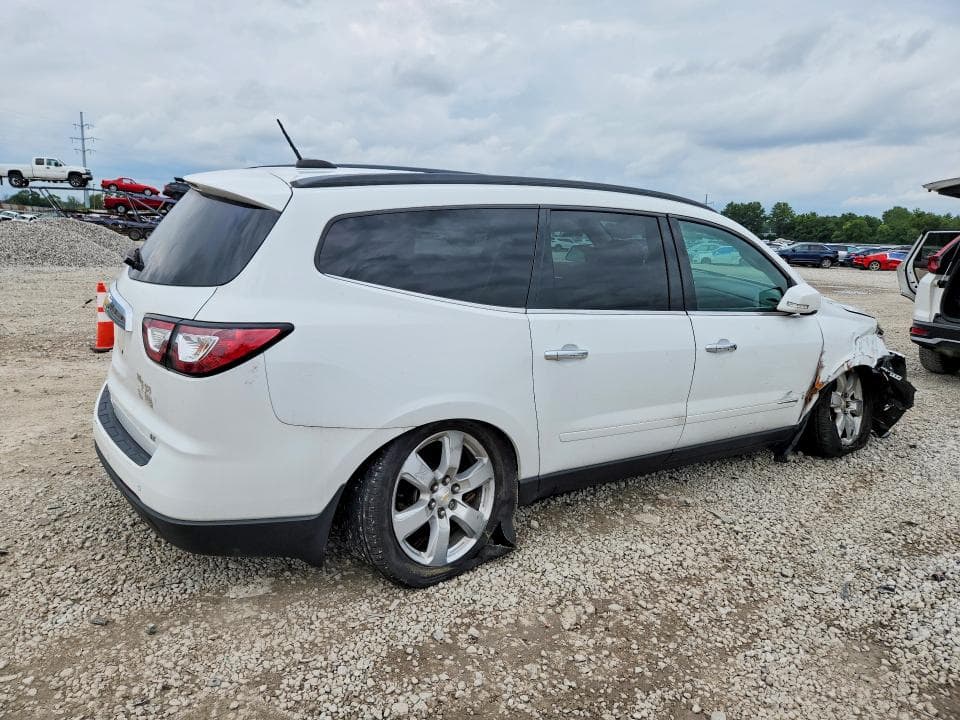 2017 CHEVROLET TRAVERSE LT 3