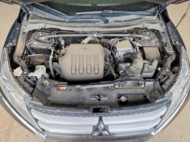 2020 MITSUBISHI ECLIPSE CROSS ES 11