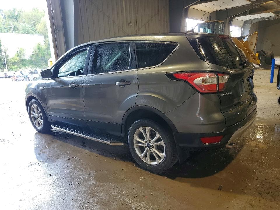 2017 FORD ESCAPE SE 2
