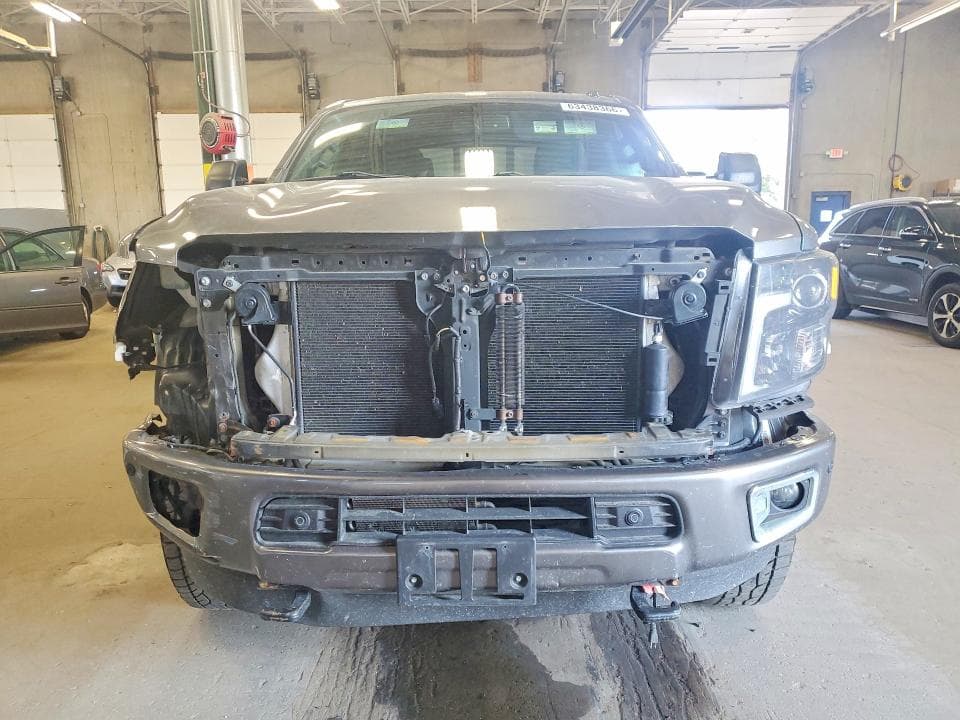 2018 NISSAN TITAN XD SV 5