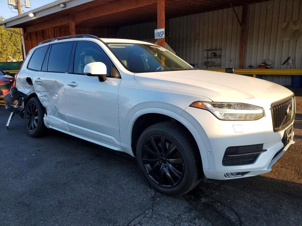 2017 VOLVO XC90 T6 4
