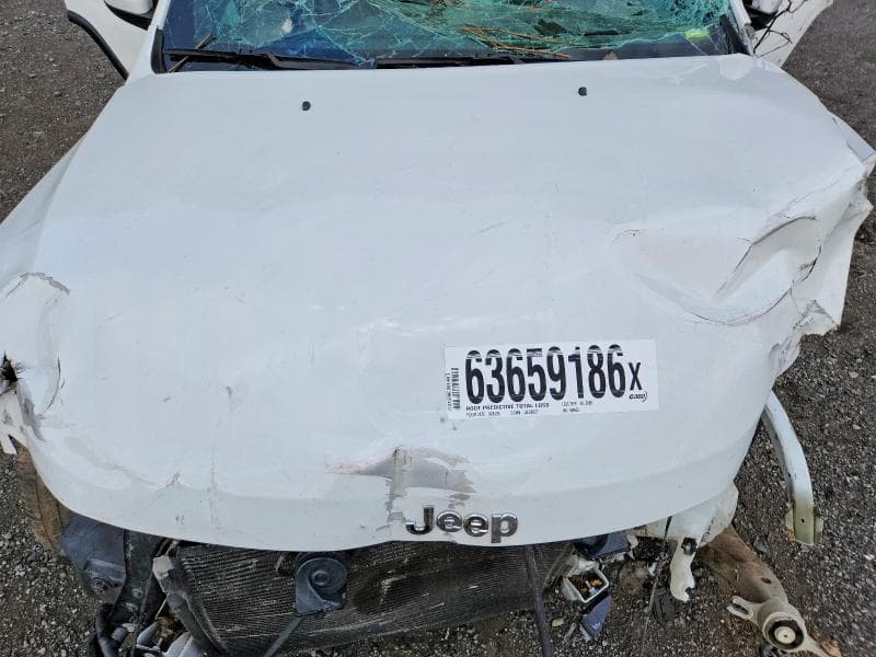 2021 JEEP GRAND CHEROKEE LAREDO 11