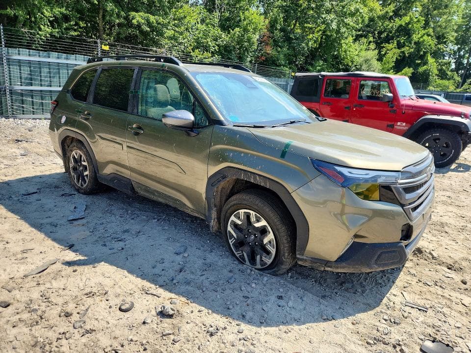 2025 SUBARU FORESTER PREMIUM 4