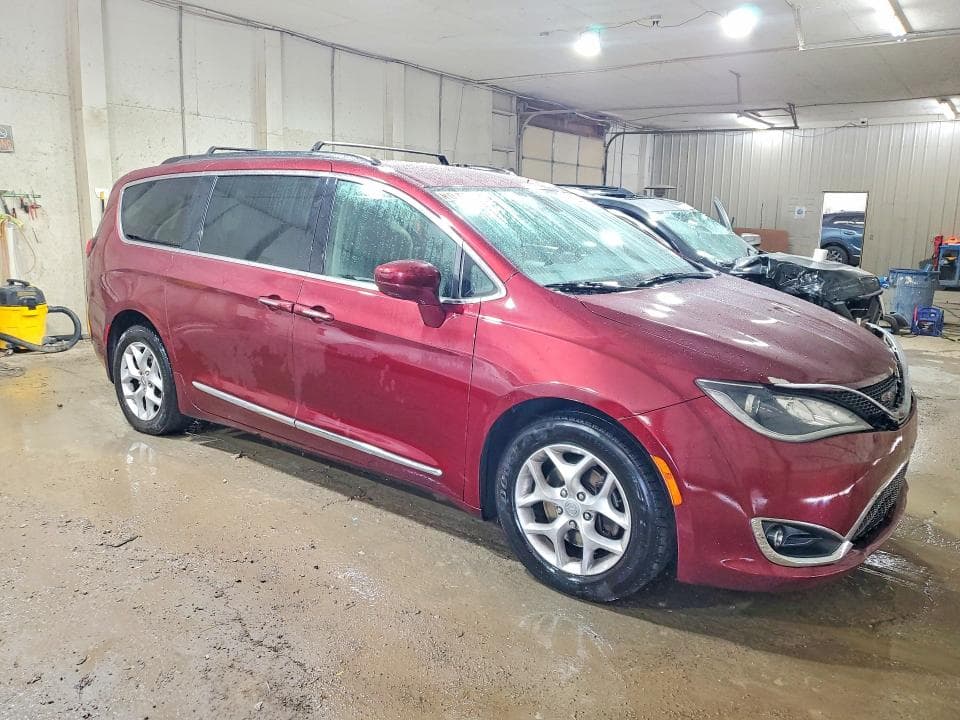 2017 CHRYSLER PACIFICA TOURING L 4