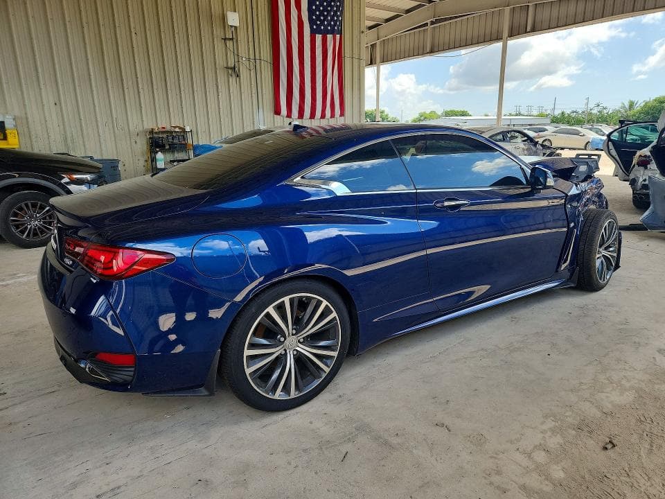 2018 INFINITI Q60 3.0T LUXE 3