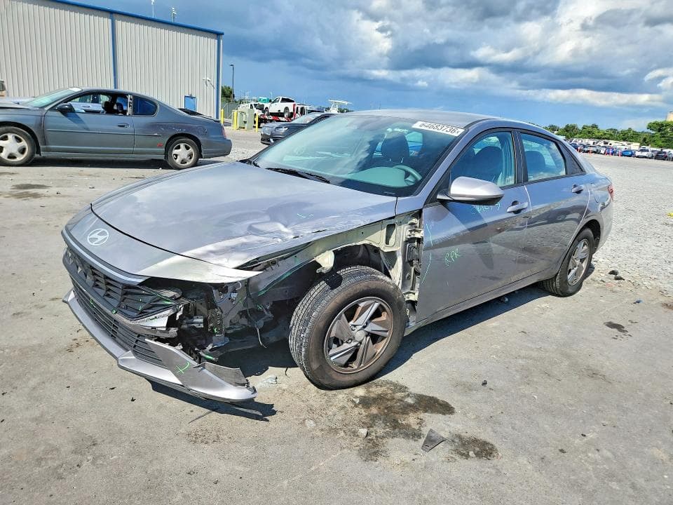 2024 HYUNDAI ELANTRA SE - 1