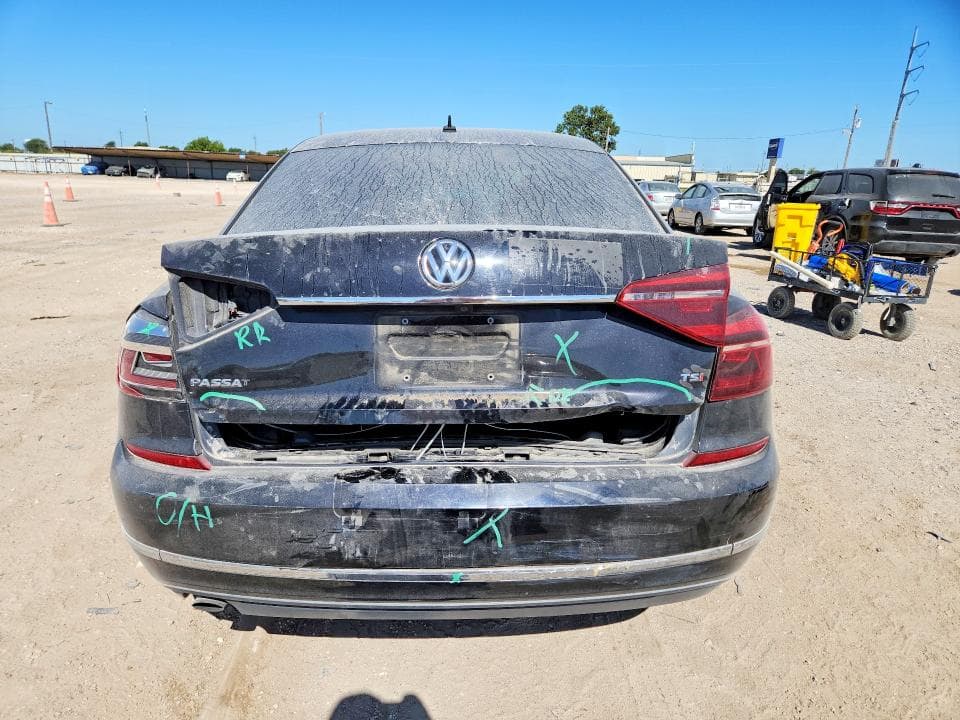 2017 VOLKSWAGEN PASSAT S 6