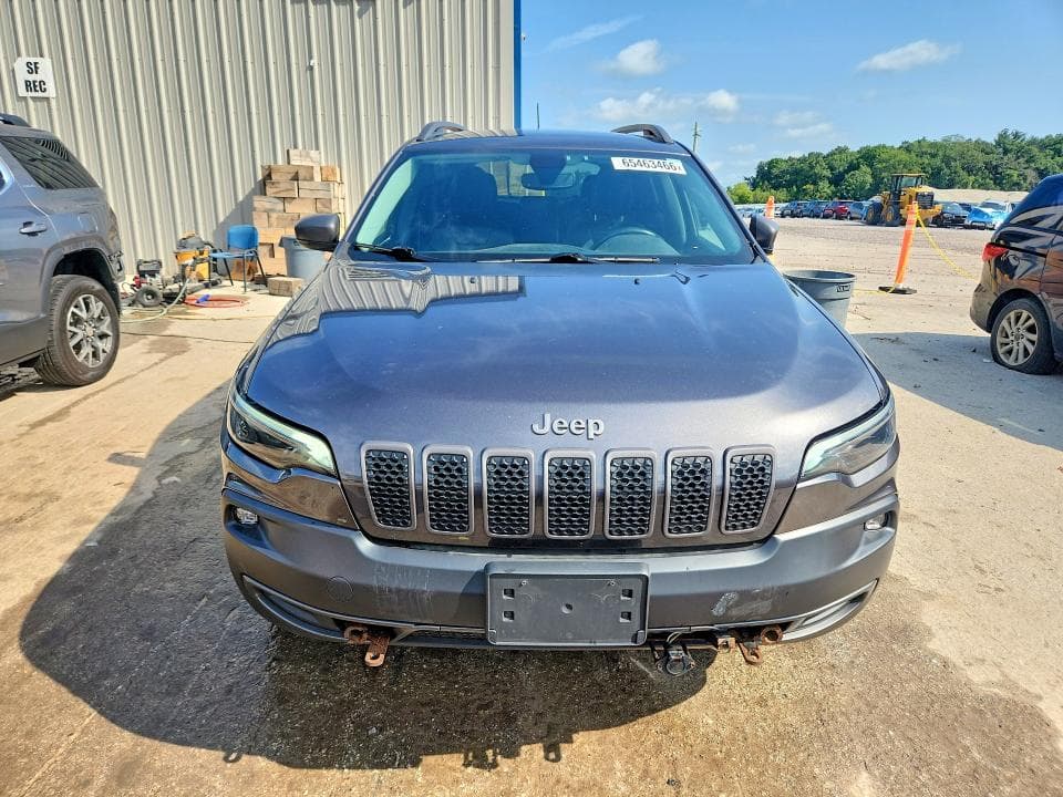 2019 JEEP CHEROKEE TRAILHAWK 5