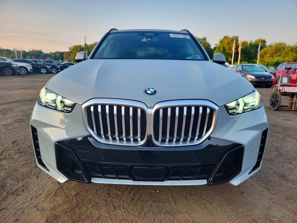 2026 BMW X5 XDRIVE40I 5