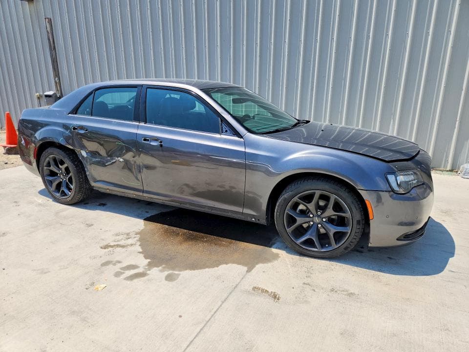 2023 CHRYSLER 300 S 4