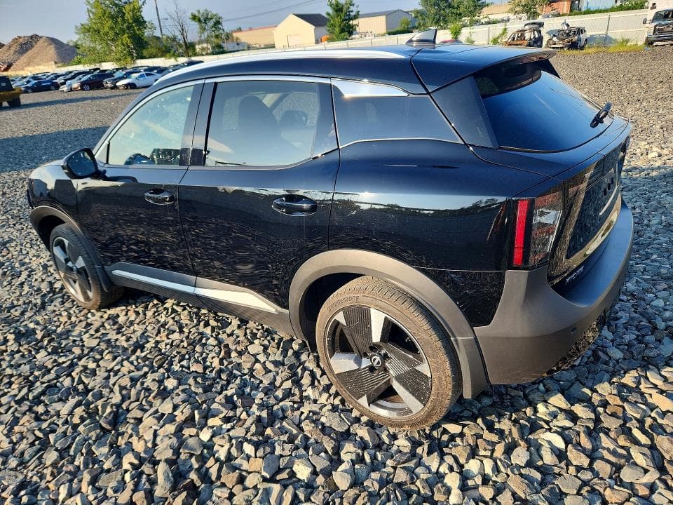 2025 NISSAN KICKS SR 2