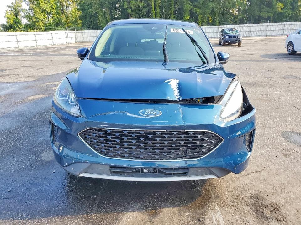 2020 FORD ESCAPE SE 5