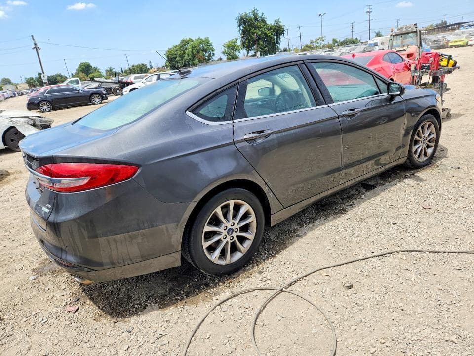 2017 FORD FUSION SE 3