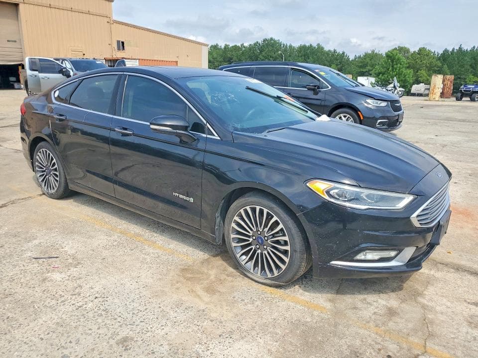2018 FORD FUSION TITANIUM/PLATINUM HEV 4