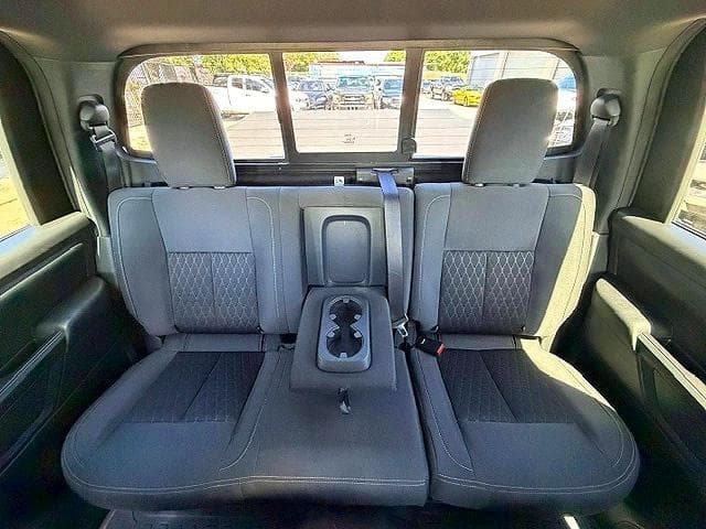 2019 NISSAN TITAN SV 10