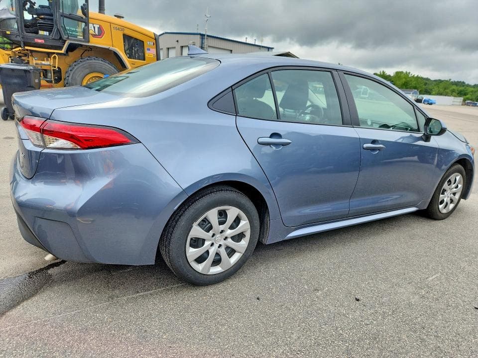 2025 TOYOTA COROLLA LE 3