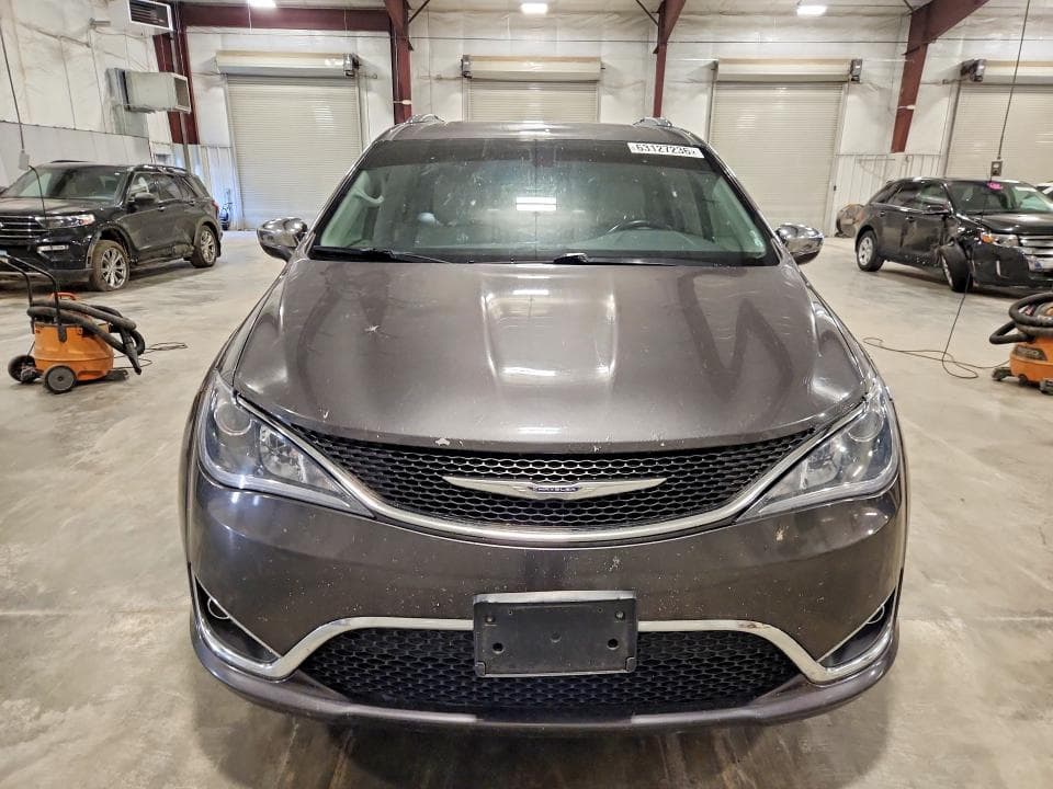 2017 CHRYSLER PACIFICA LIMITED 5