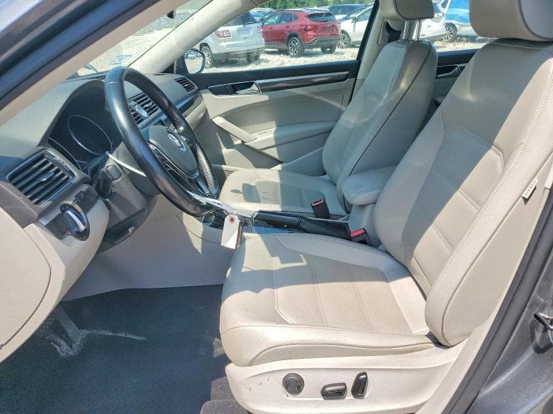 2017 VOLKSWAGEN PASSAT SE 7