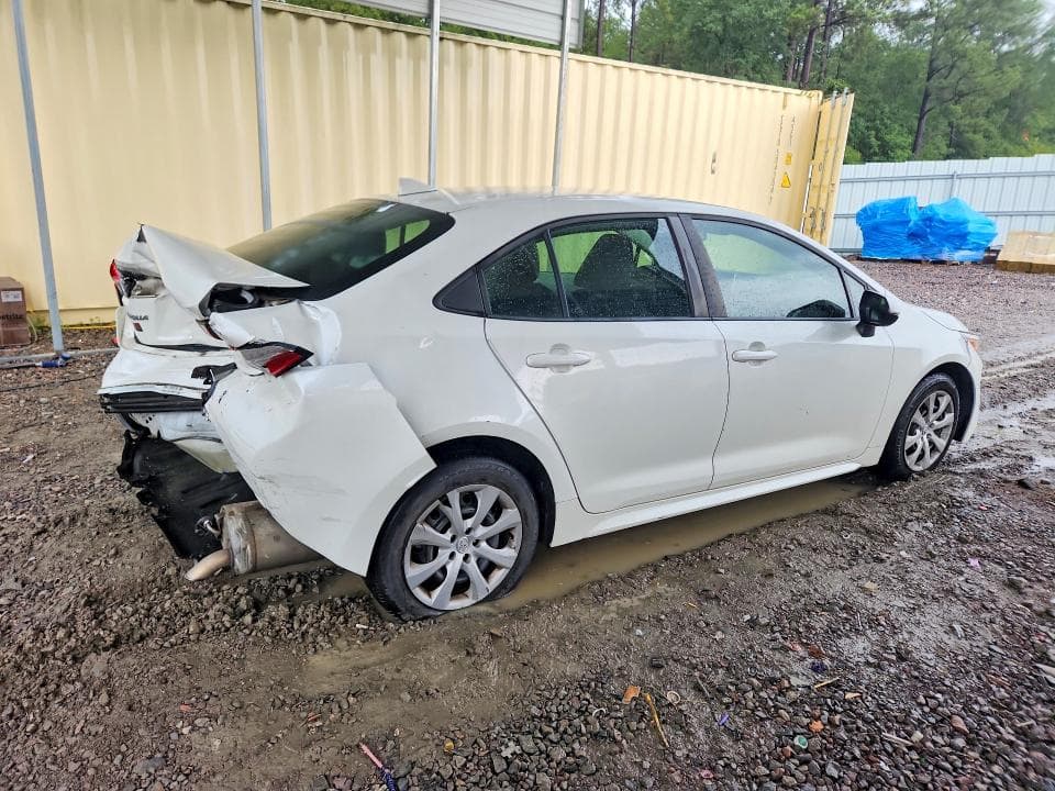 2020 TOYOTA COROLLA LE 3