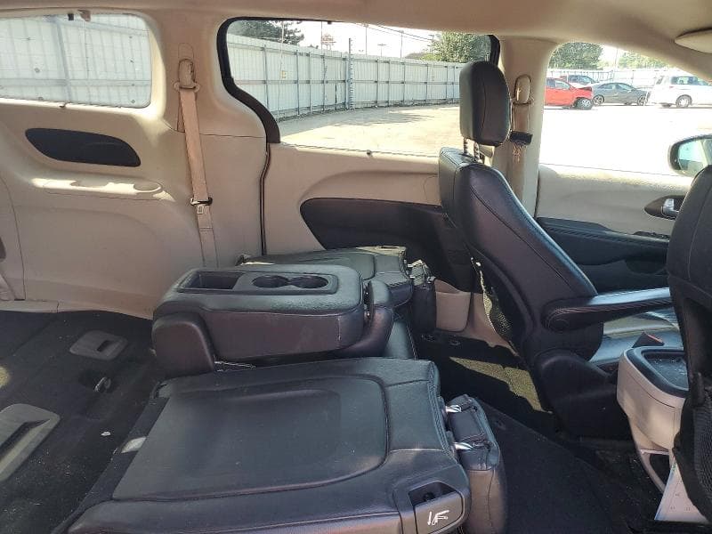 2017 CHRYSLER PACIFICA TOURING L 11