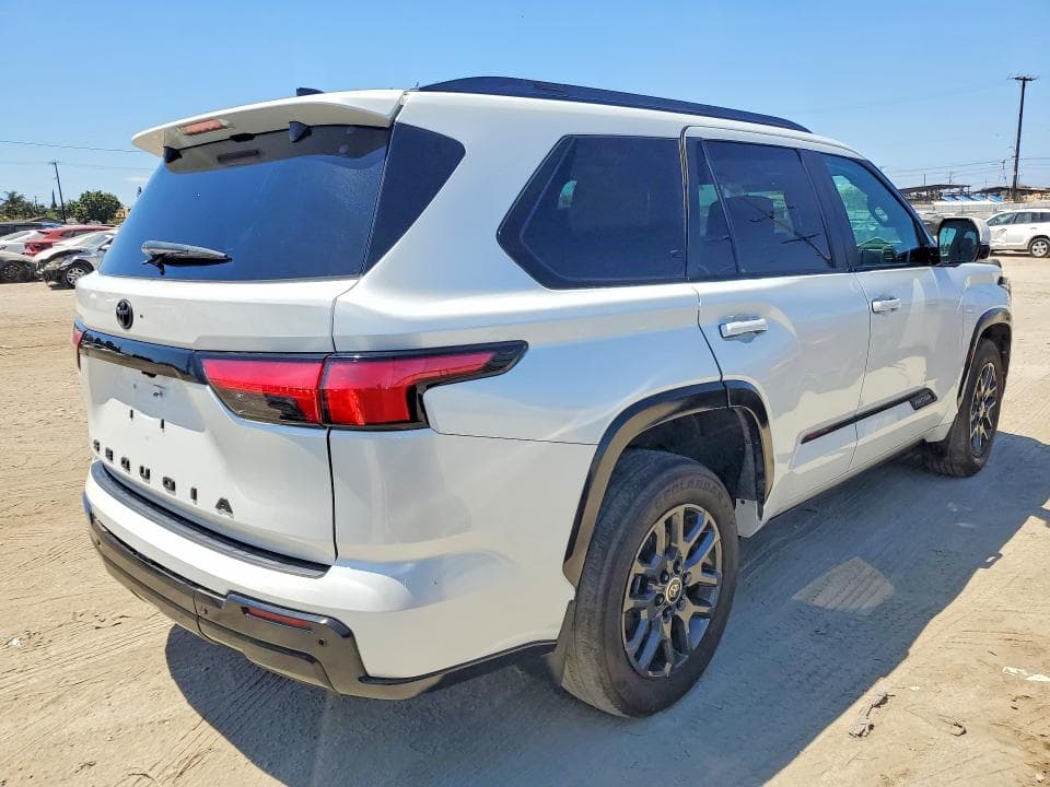 2024 TOYOTA SEQUOIA PLATINUM 3