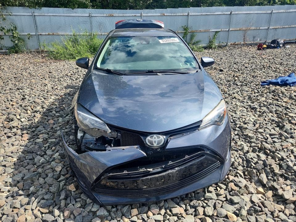 2017 TOYOTA COROLLA LE 5