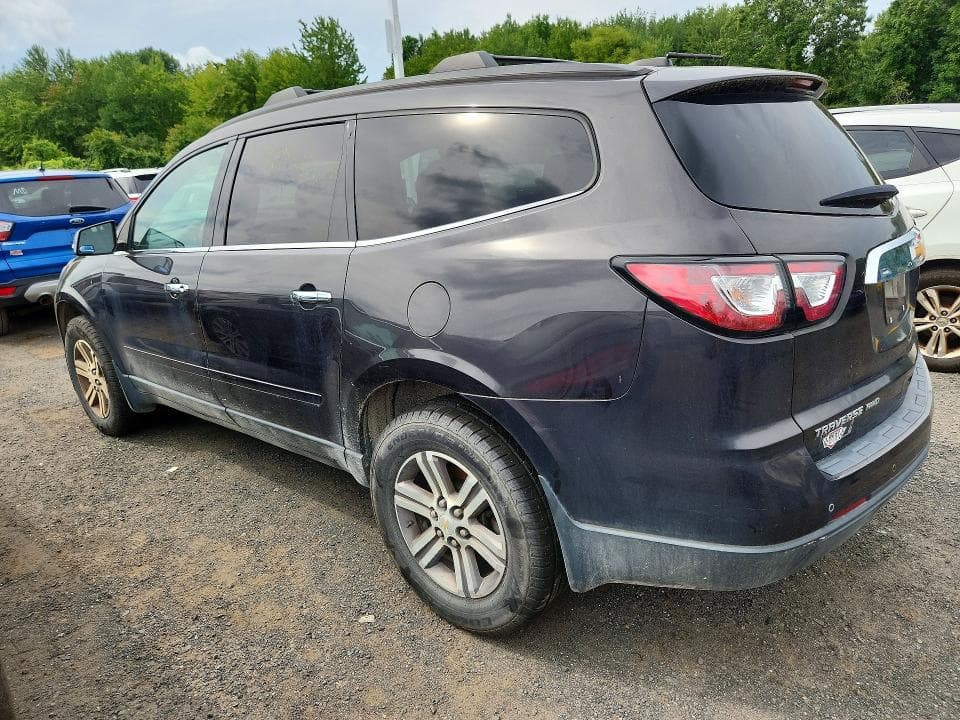 2017 CHEVROLET TRAVERSE LT 2