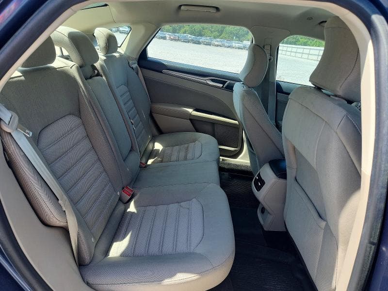 2019 FORD FUSION SE 10