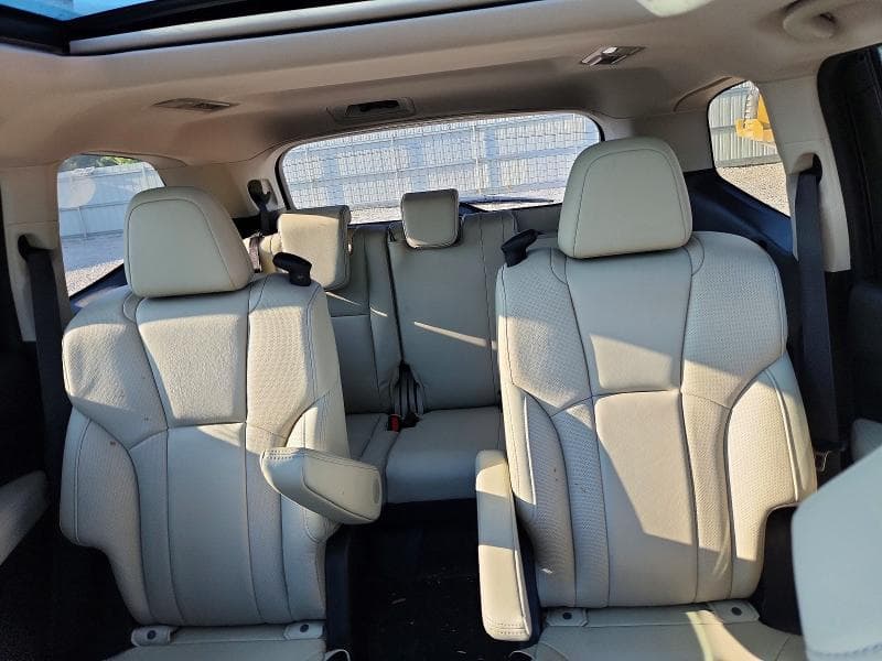 2020 SUBARU ASCENT LIMITED 10